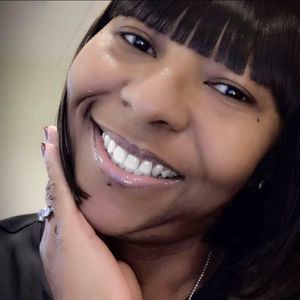 Meet your Posher, Brenda